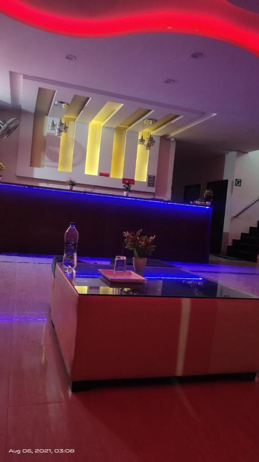 Hotel Kb Square Near Chandigarh Railway Station 외부 사진