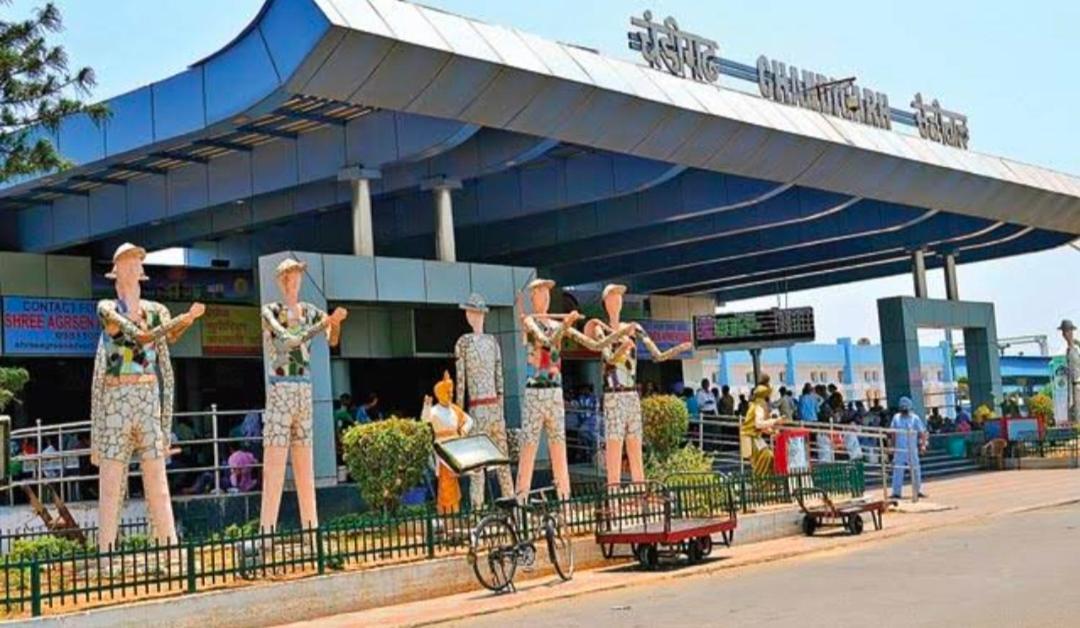 Hotel Kb Square Near Chandigarh Railway Station 외부 사진