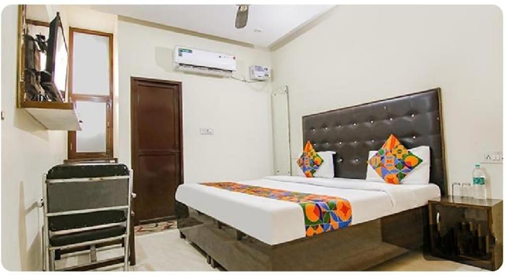 Hotel Kb Square Near Chandigarh Railway Station 외부 사진