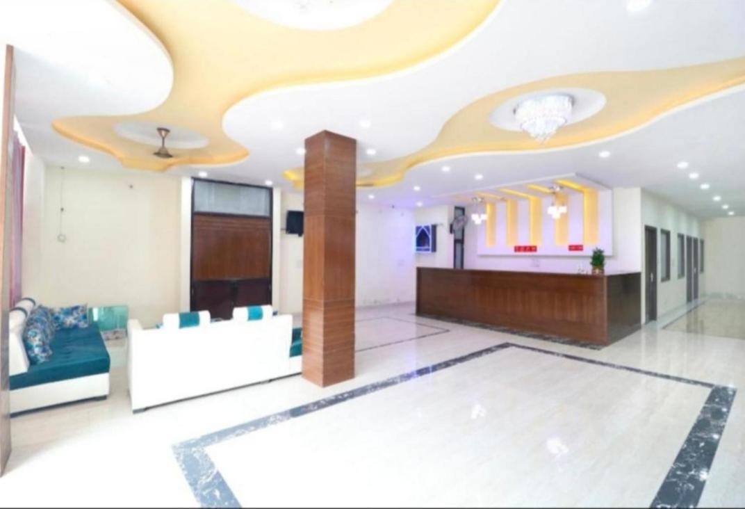 Hotel Kb Square Near Chandigarh Railway Station 외부 사진